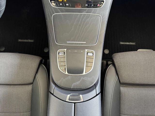 MERCEDES-BENZ E 200 usata, con Isofix