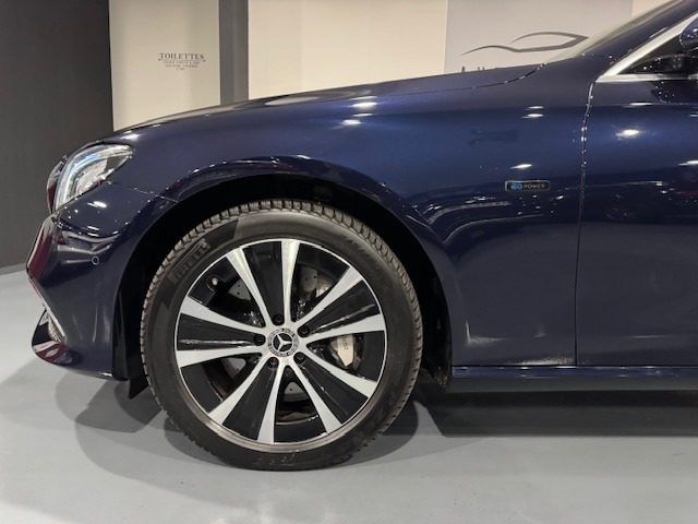 MERCEDES-BENZ E 300 usata, con Touch screen