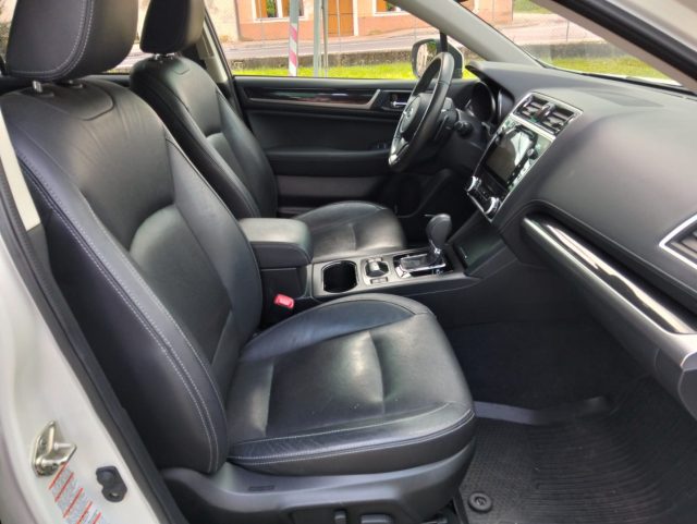 SUBARU OUTBACK usata, con Controllo trazione