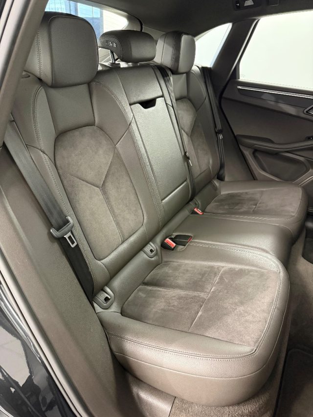 PORSCHE Macan usata, con Fendinebbia