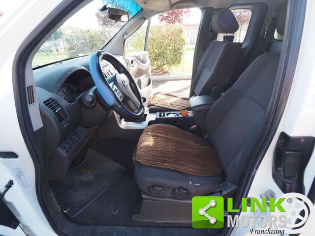 NISSAN Navara usata, con Specchietti laterali elettrici
