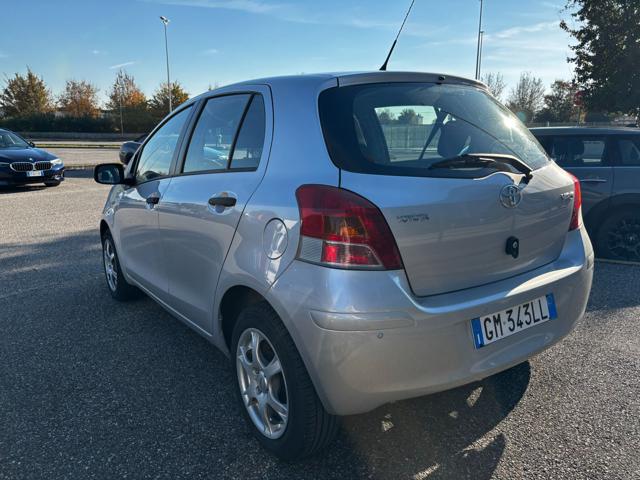 TOYOTA Yaris usata, con Alzacristalli elettrici