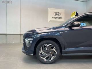 HYUNDAI Kona usata, con Airbag