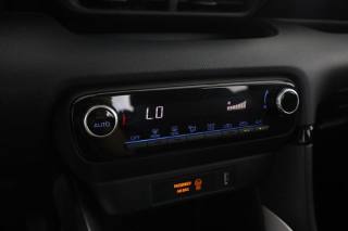 TOYOTA Yaris usata 10