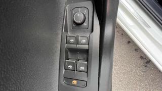 VOLKSWAGEN Taigo usata, con Touch screen