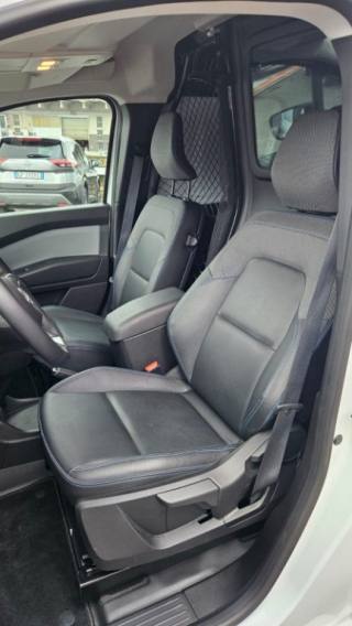 NISSAN Townstar usata 10