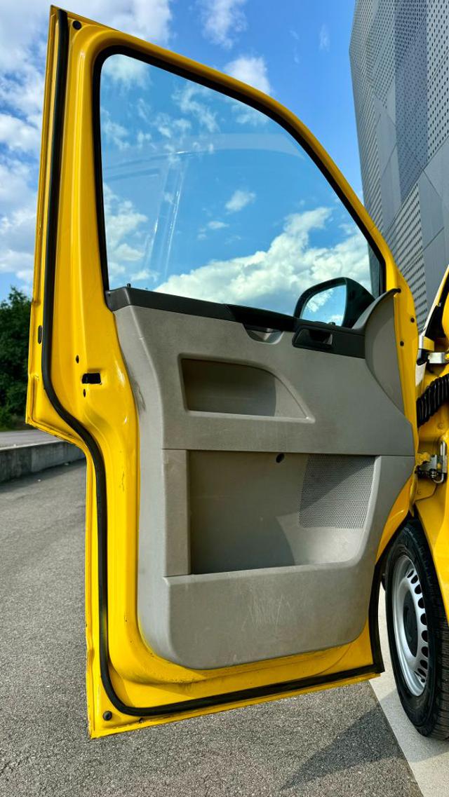 VOLKSWAGEN usata 7
