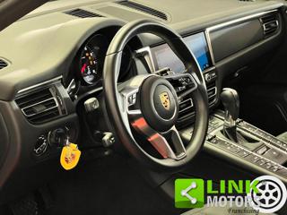 PORSCHE Macan usata, con Leve al volante