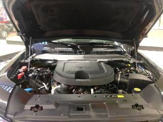 LAND ROVER Defender usata, con Frenata d