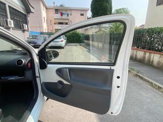 TOYOTA Aygo usata 16