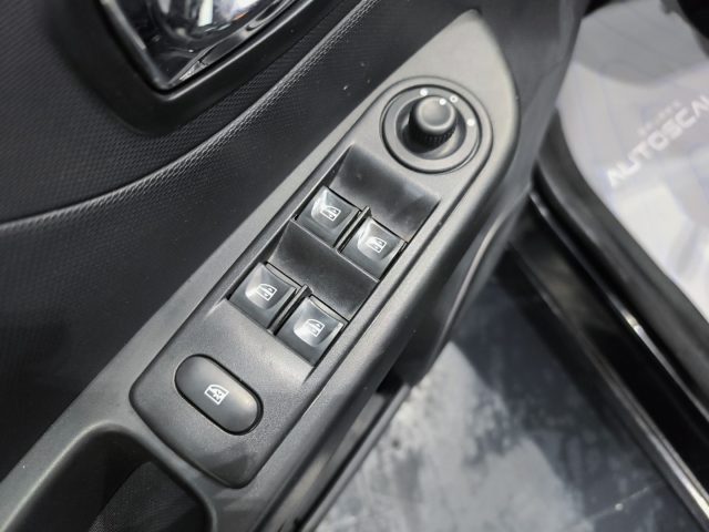 RENAULT Captur usata, con Climatizzatore