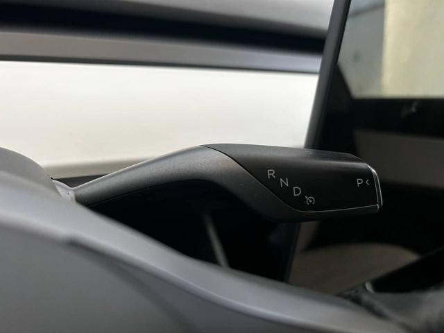 TESLA Model 3 usata, con Fendinebbia