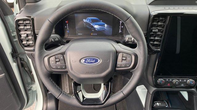 FORD Ranger usata, con Controllo automatico clima
