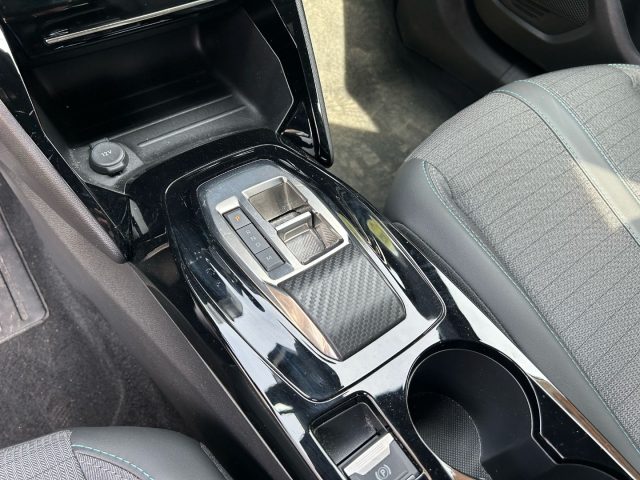 PEUGEOT 2008 usata, con Controllo trazione