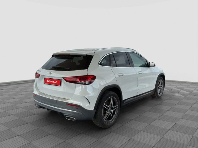 MERCEDES-BENZ CLA usata 3