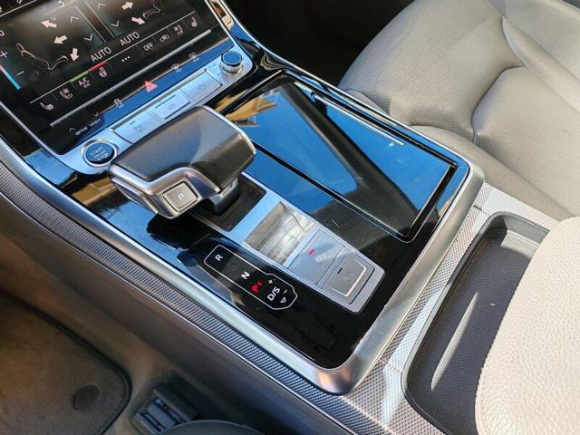 AUDI Q7 usata, con Kit fumatori