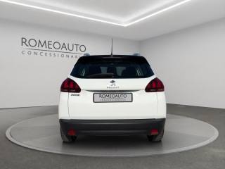 PEUGEOT 2008 usata, con Autoradio