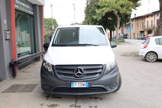 MERCEDES-BENZ Vito usata 83