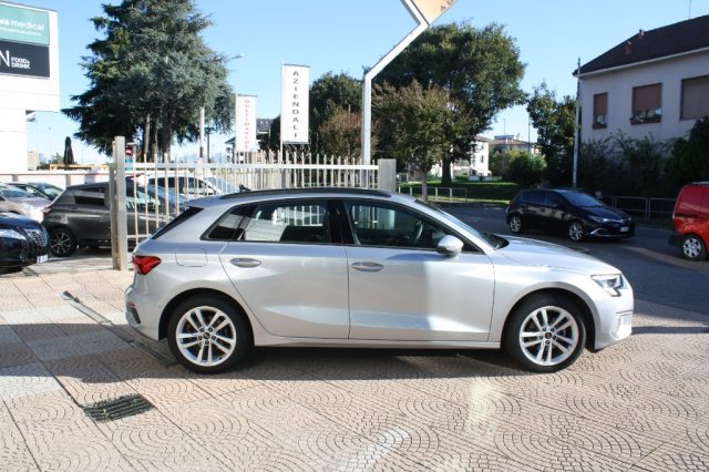 AUDI A3 usata, con Autoradio
