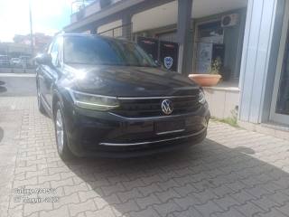 VOLKSWAGEN Tiguan usata, con Airbag laterali