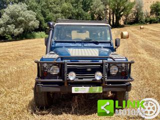 LAND ROVER Defender usata, con Autoradio