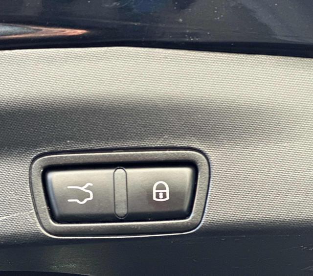 ALFA ROMEO Stelvio usata, con Sensori di parcheggio anteriori