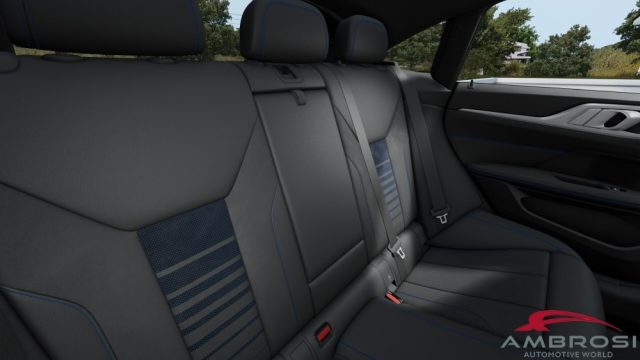 BMW i4 usata 10