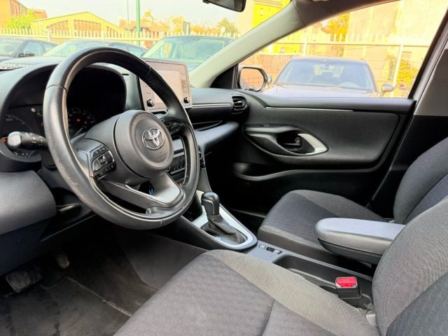 TOYOTA Yaris usata, con Controllo trazione