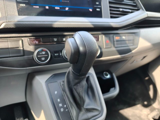 VOLKSWAGEN Caravelle usata 20