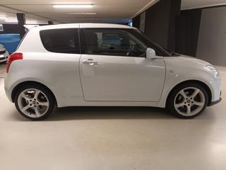 SUZUKI Swift usata, con Cerchi in lega