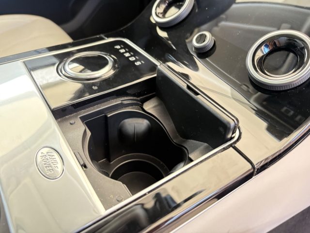 LAND ROVER Range Rover Velar usata, con Telecamera per parcheggio assistito
