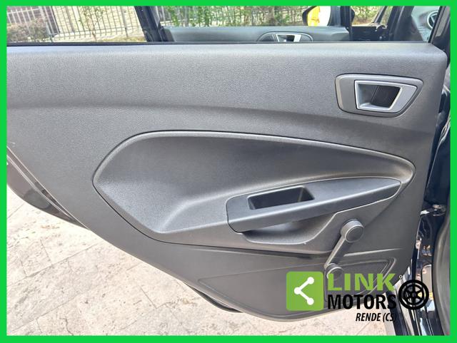 FORD Fiesta usata, con Bluetooth