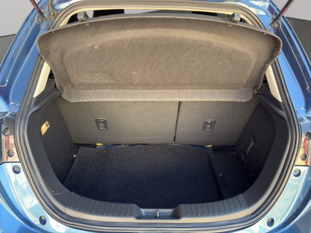 MAZDA 2 usata, con Airbag testa