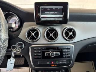 MERCEDES-BENZ GLA 200 usata 24