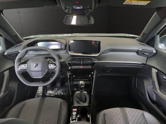 PEUGEOT 2008 usata, con Autoradio digitale