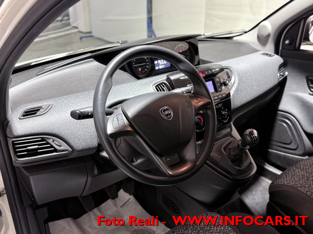 LANCIA Ypsilon usata, con Controllo trazione