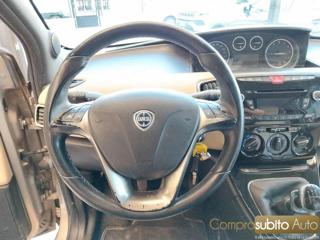 LANCIA Ypsilon usata, con Airbag testa