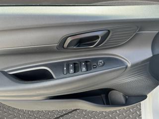 HYUNDAI i20 usata, con Autoradio