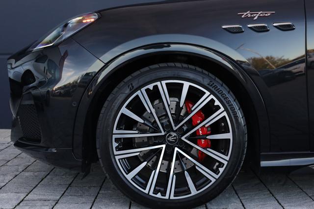 MASERATI Grecale usata, con Luci diurne