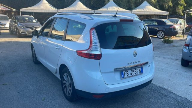 RENAULT Scenic usata, con Autoradio