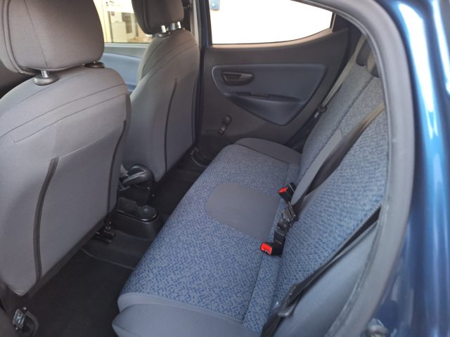 LANCIA Ypsilon usata, con USB