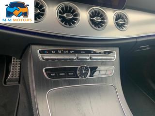 MERCEDES-BENZ E 220 usata, con Specchietti laterali elettrici