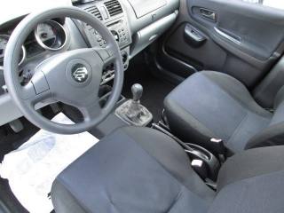 SUZUKI Ignis usata, con Lettore CD