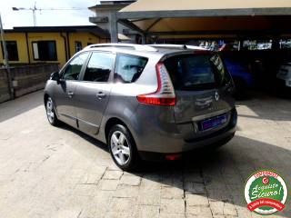RENAULT Scenic usata, con Autoradio