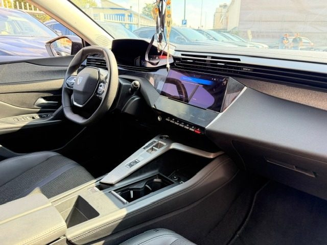 PEUGEOT 308 usata, con Controllo automatico clima