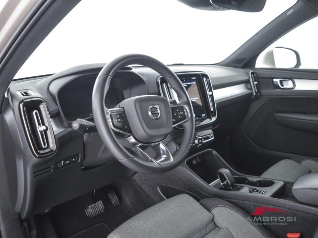 VOLVO XC40 usata 7