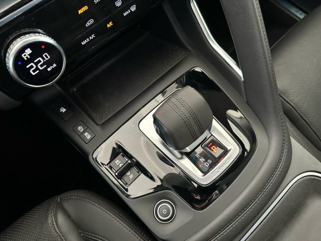 JAGUAR E-Pace usata, con Interni in pelle