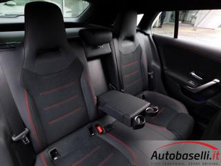 MERCEDES-BENZ CLA 200 usata, con Specchietto retrovisore con funzione antiabbagliamento