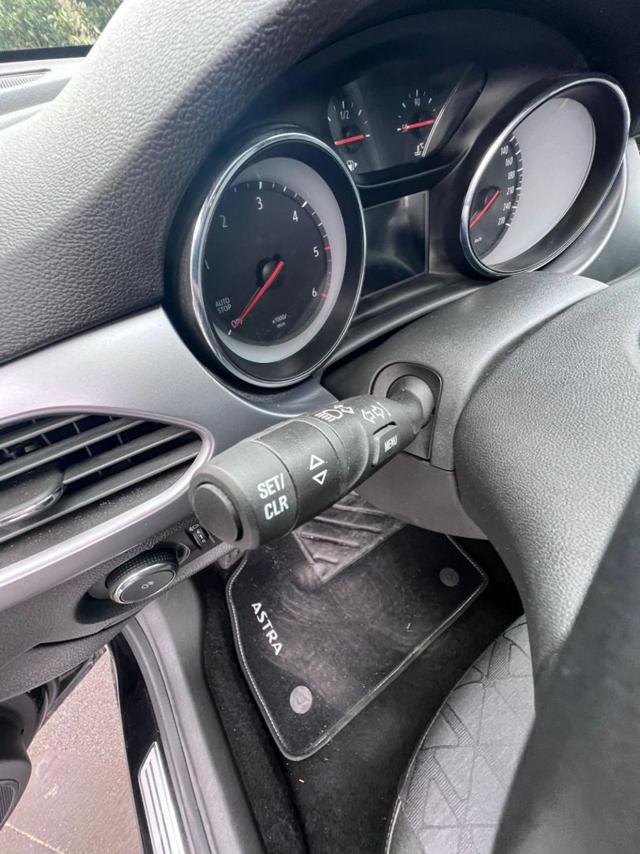 OPEL Astra usata, con Cronologia tagliandi