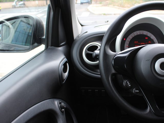 SMART ForFour usata, con MP3